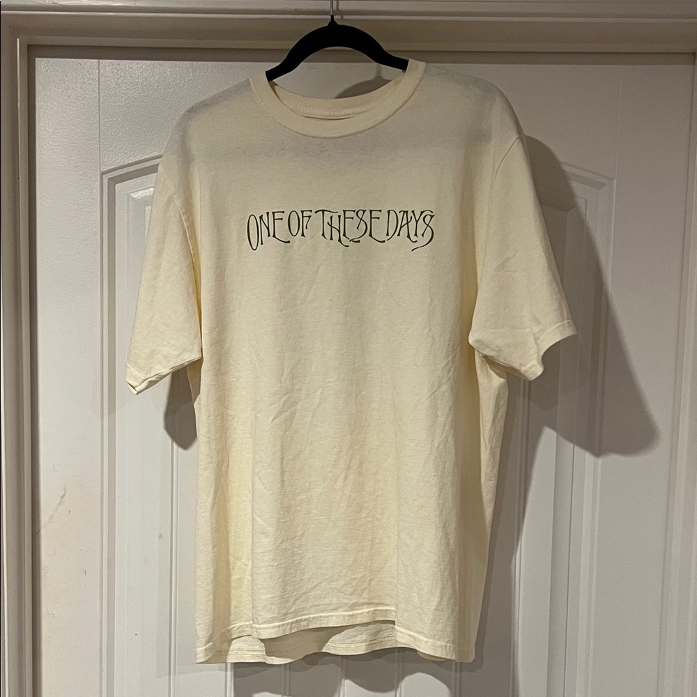 One of these days graphic men’s t shirt size L EUC